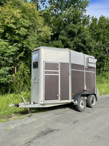 IFOR WILLIAMS HB505R (1)